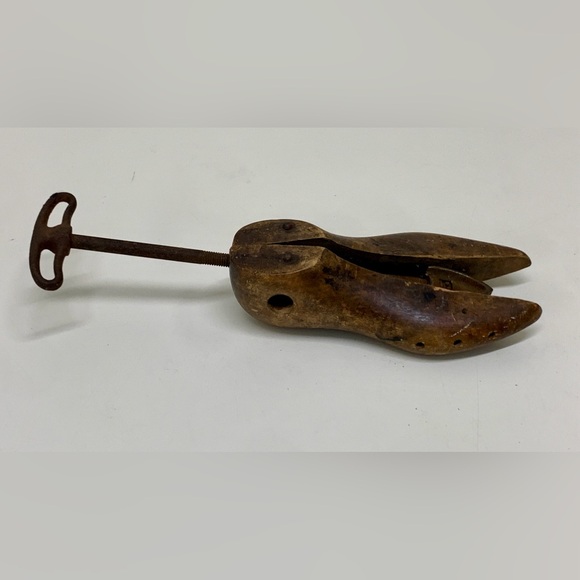 Early 20th Century Patented Antique G E Belcher & Stoughton #2 Shoe Stretcher - Picture 3 of 16